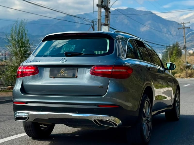 Mercedes-Benz Clase GLC 220 2017 - Imagen 6 de 8