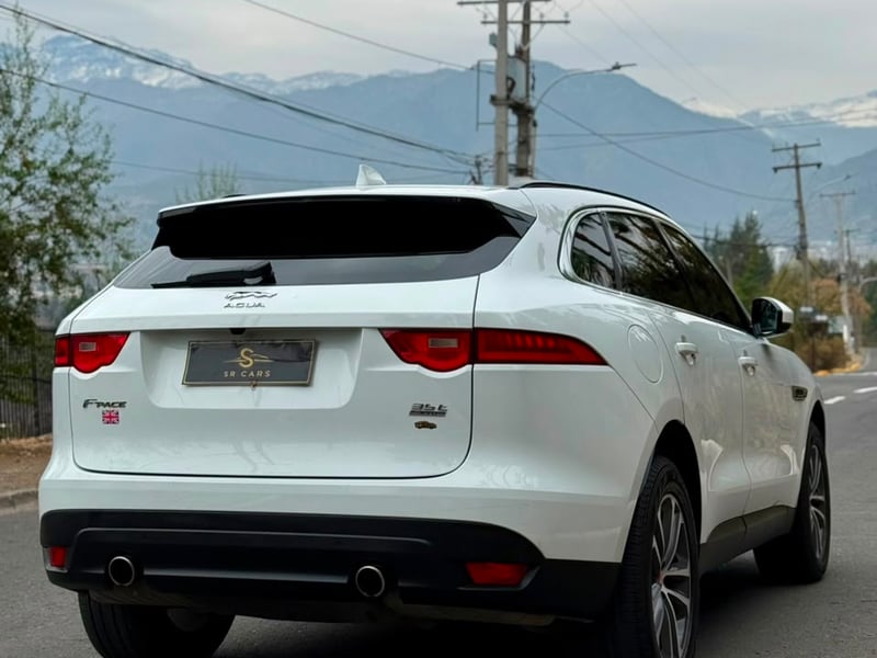 Jaguar F Pace Prestige Supercharged 2017 - Imagen 8 de 8
