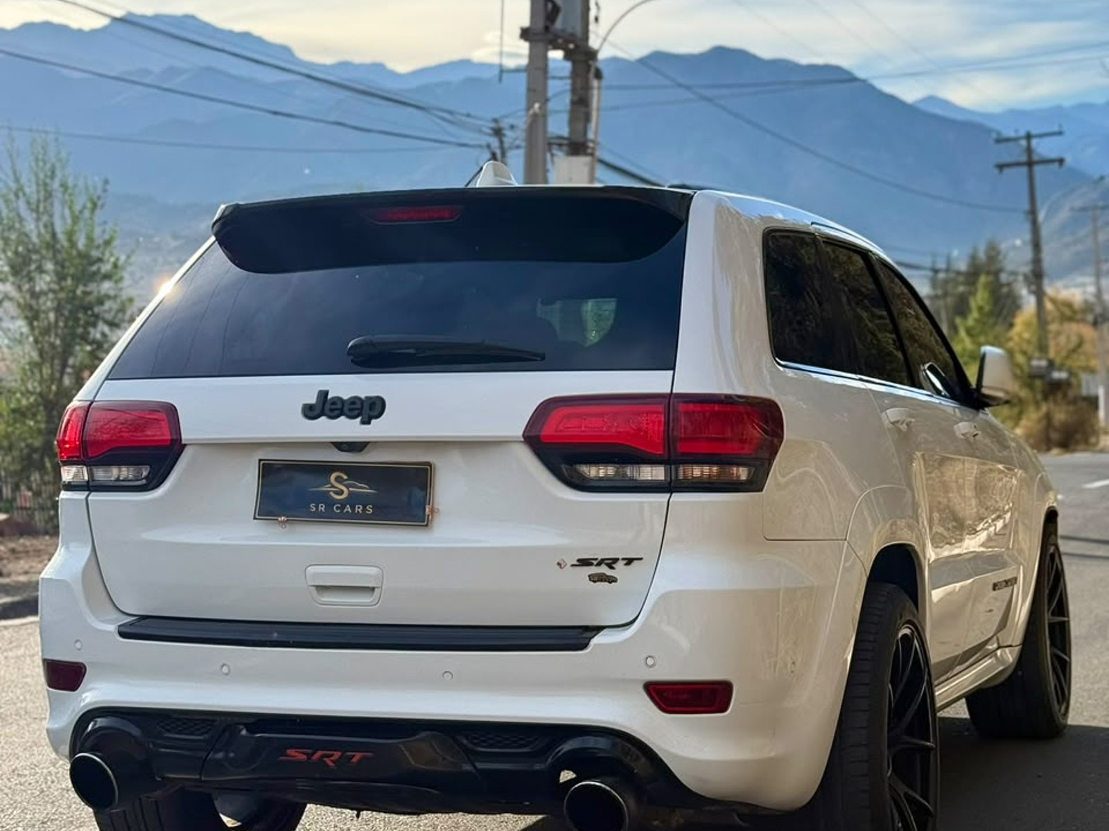 Jeep Grand Cherokee NEW SRT 6.4 2018 - Foto 4 de 7