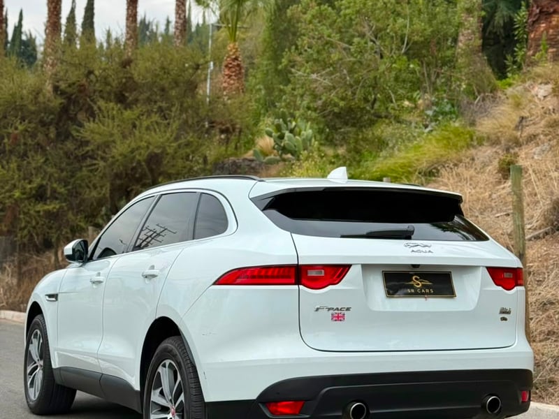 Jaguar F Pace Prestige Supercharged 2017 - Imagen 6 de 8