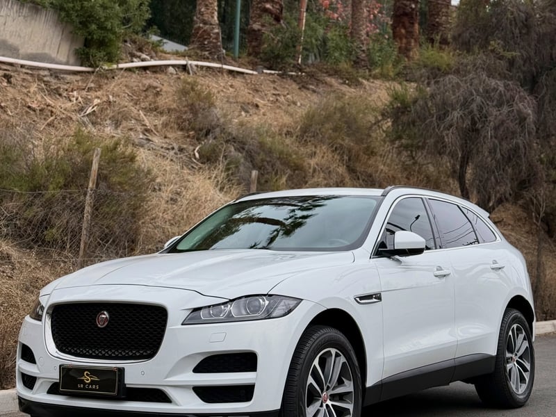Jaguar F-PACE 2017