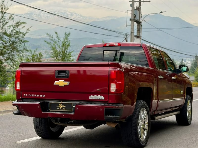 Chevrolet Silverado HIGH COUNTRY 2017 - Imagen 4 de 7