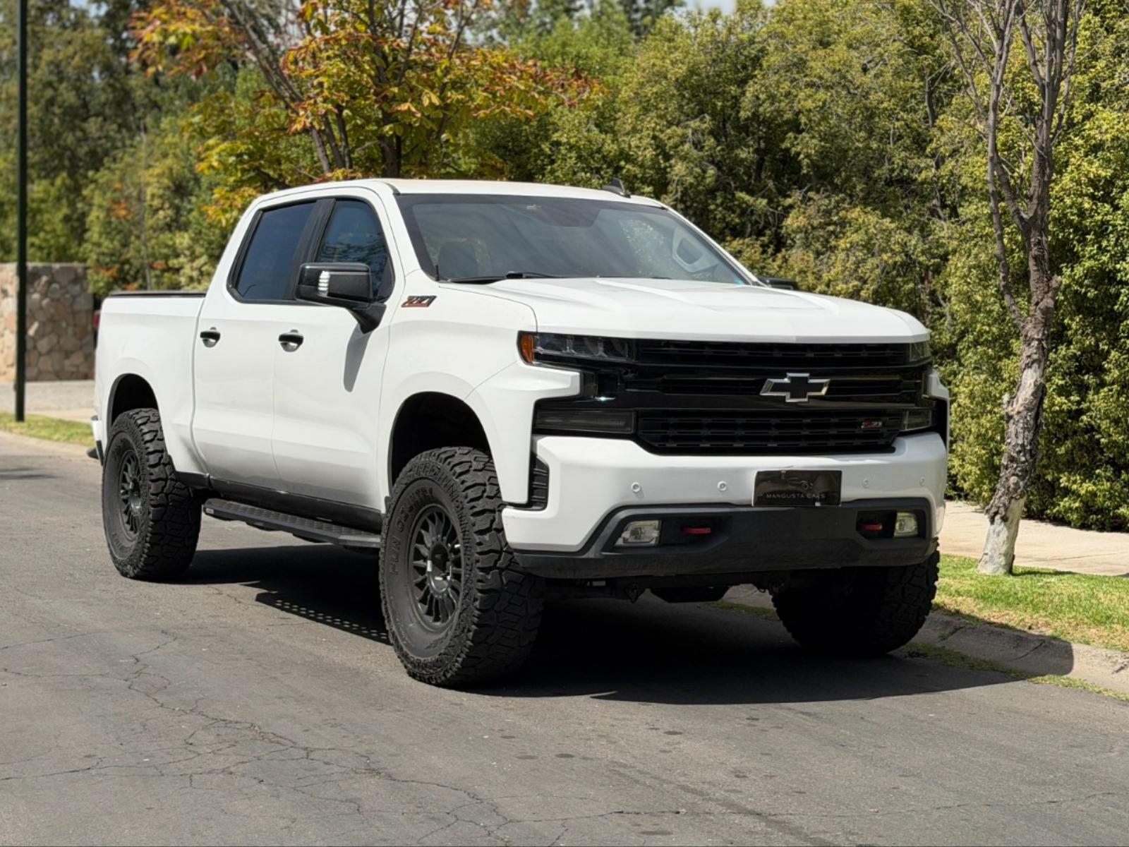 Chevrolet SILVERADO 5.3 Trailboss Z71 DC 2020 - Imagen 4 de 10