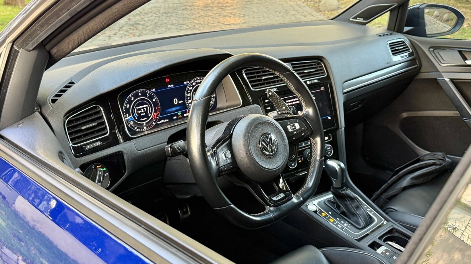 Volkswagen GOLF R 2.0 TSI 2021 - Imagen 6 de 10