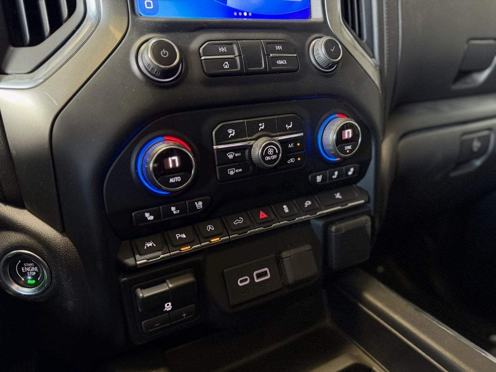 Chevrolet SILVERADO 1500 LTZ 5.3 V8 2022 - Imagen 8 de 12