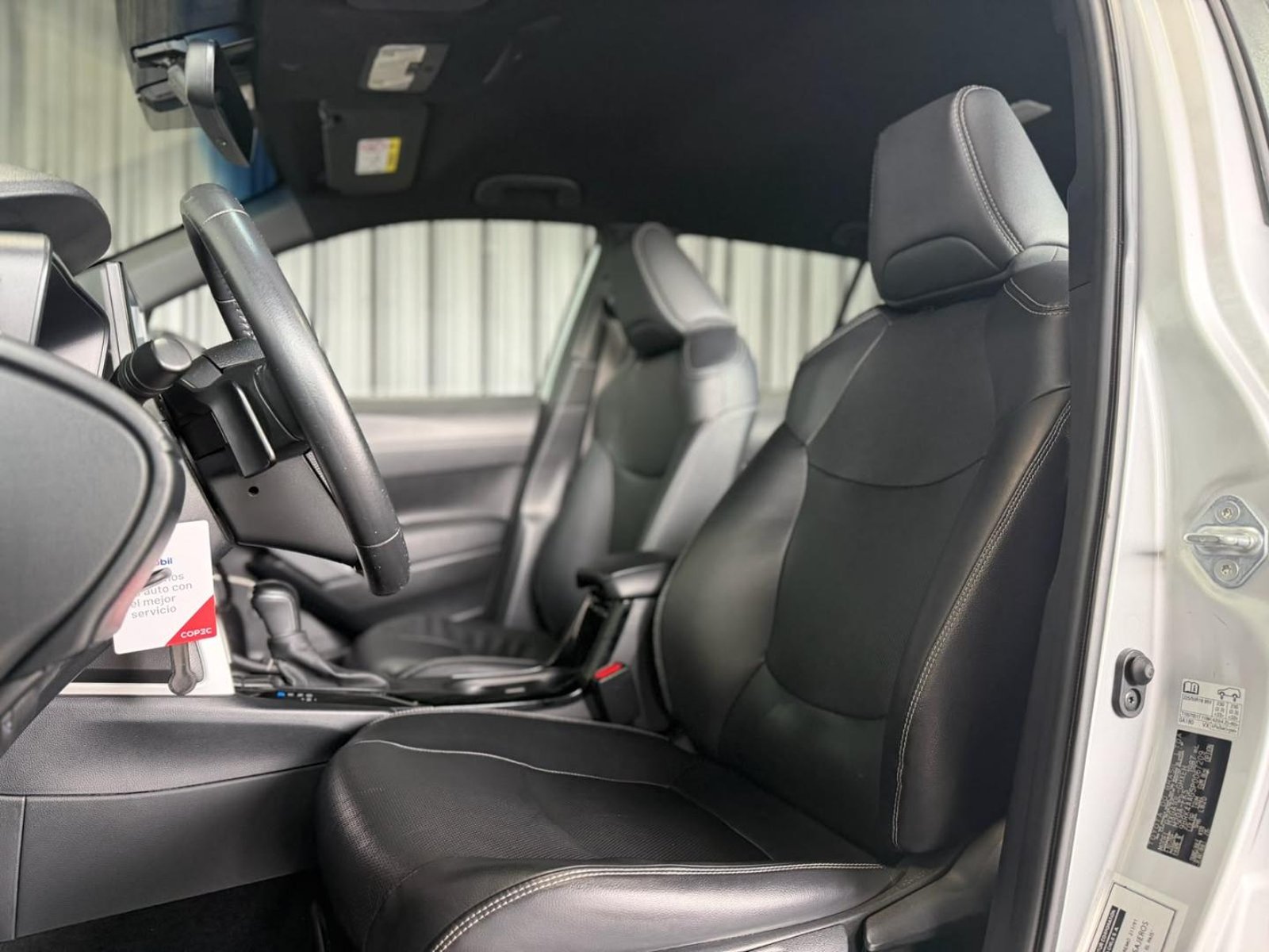 Toyota COROLLA CROSS 2023 - Imagen 13 de 13
