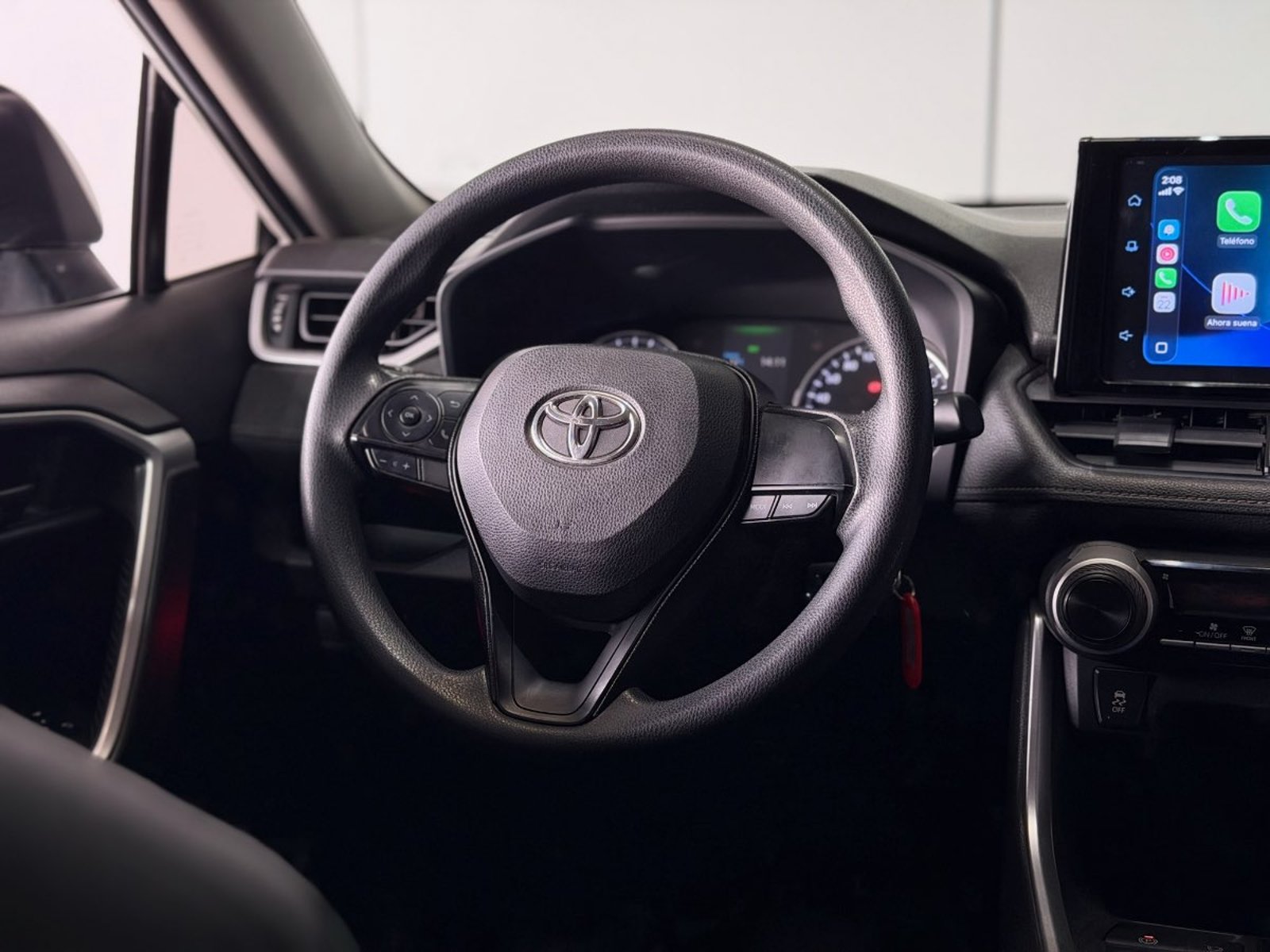 Toyota RAV4 LE 2.0 4x2 CVT 2021 - Imagen 11 de 13