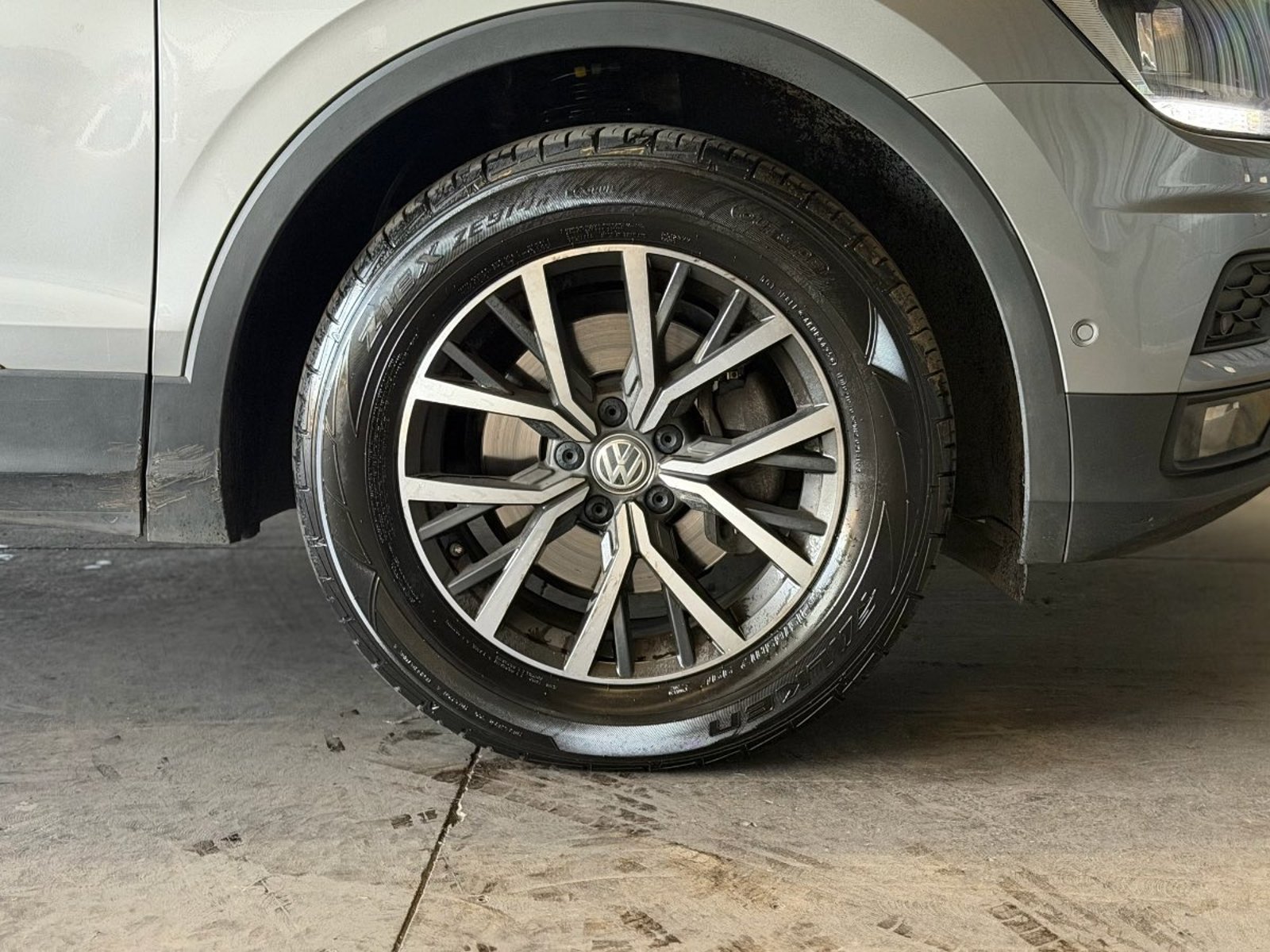 Volkswagen TIGUAN 2021 - Foto 5 de 12