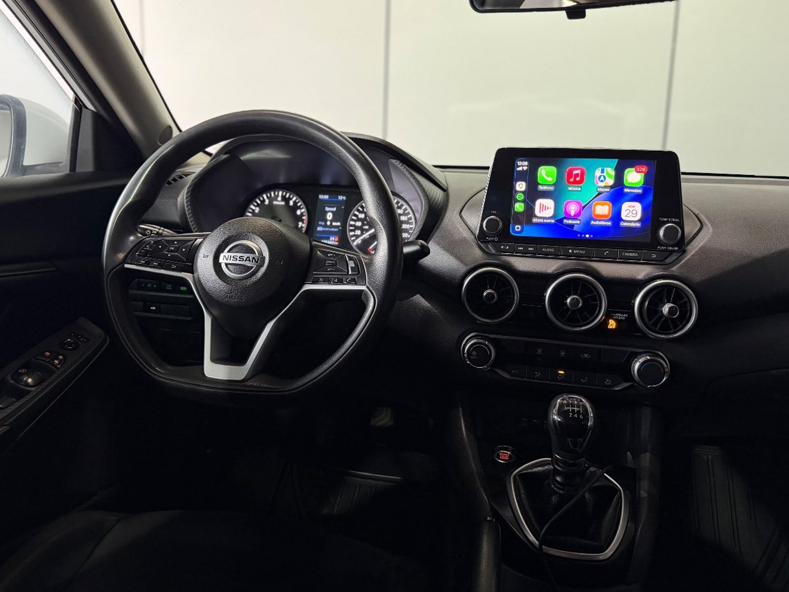 Nissan SENTRA 2022 - Imagen 11 de 13