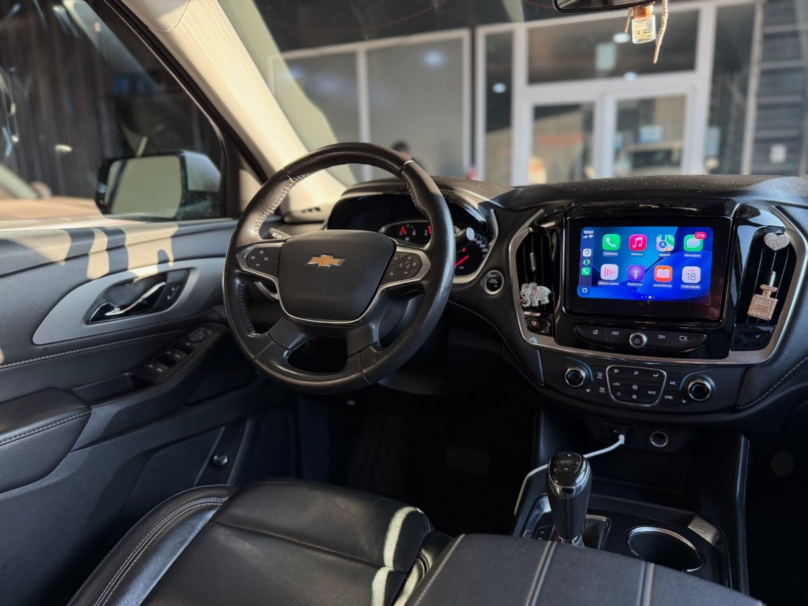 CHEVROLET TRAVERSE LT 2021 - Imagen 10 de 17