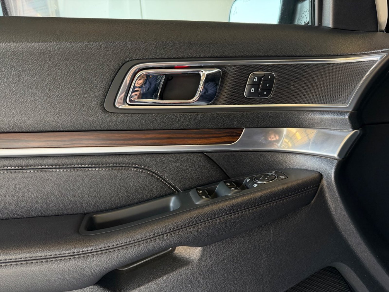 FORD EXPLORER Limited EcoBoost 2.3 2018 - Imagen 11 de 20