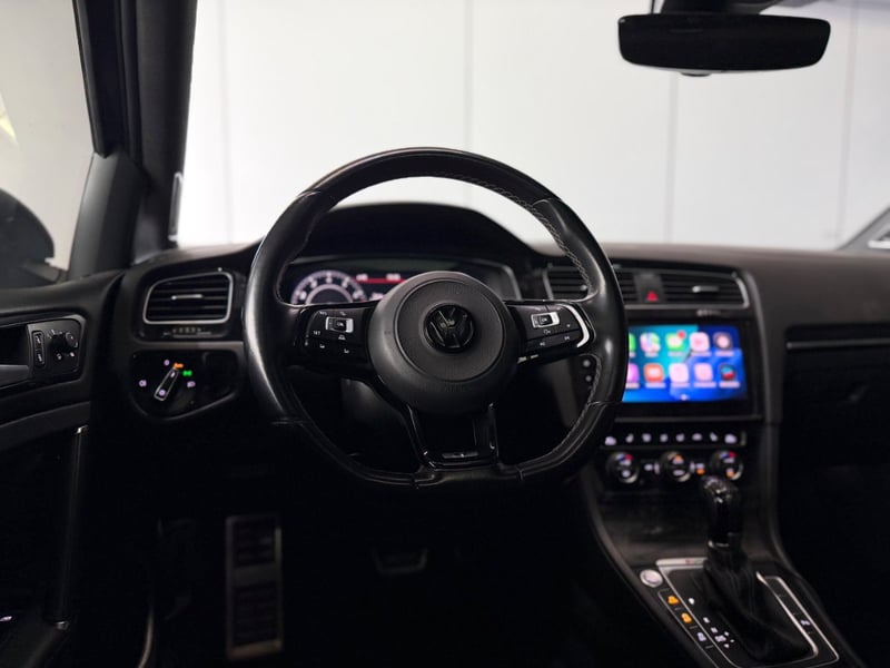 Volkswagen GOLF R 2018 - Imagen 15 de 18