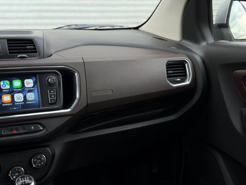 Chevrolet SPIN PREMIER 1.8 MT 2022 - Imagen 15 de 15