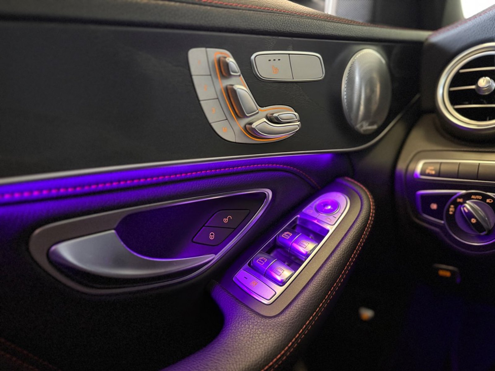 MERCEDES-BENZ C43 AMG 4MATIC 2019 - Imagen 11 de 20