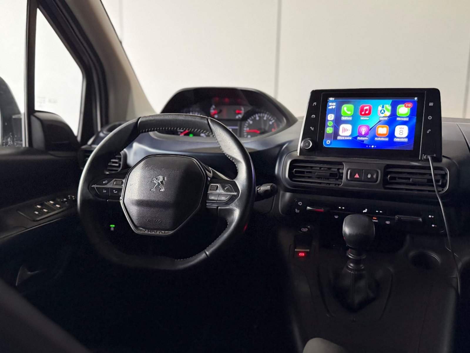PEUGEOT RIFTER 2023 - Imagen 10 de 16