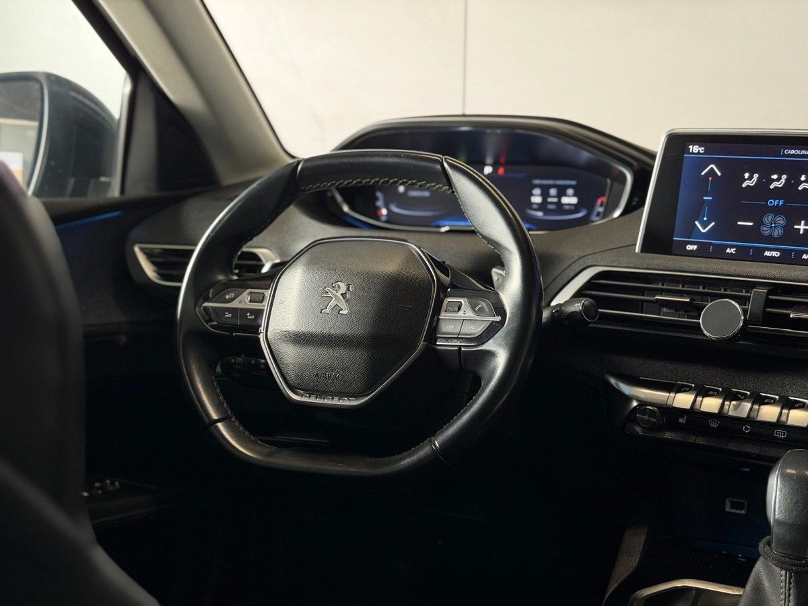 Peugeot 3008 BLUE HDI 130 1.5 AUT 2021 - Imagen 8 de 14
