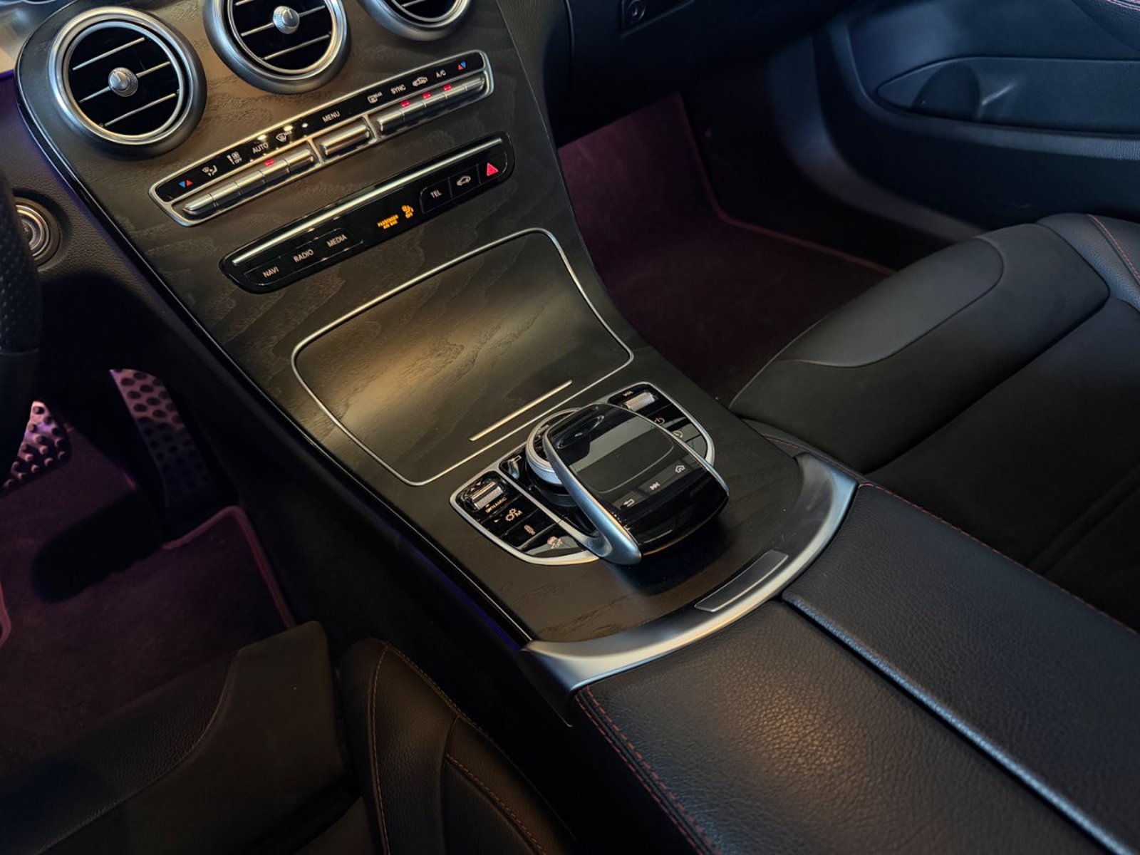 MERCEDES-BENZ C43 AMG 4MATIC 2019 - Imagen 15 de 20