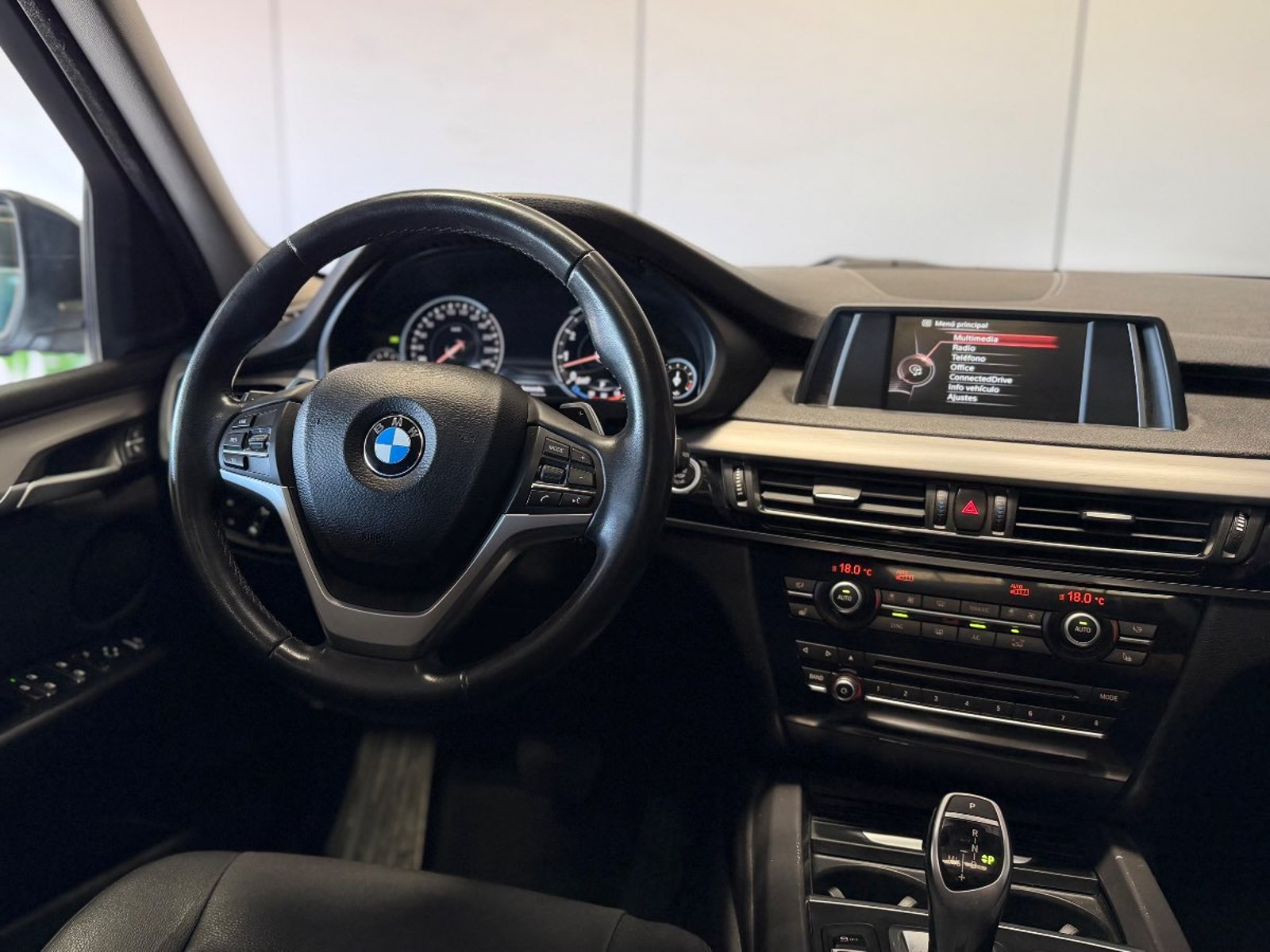 BMW X5 3.0 AUT 2017 - Imagen 13 de 17