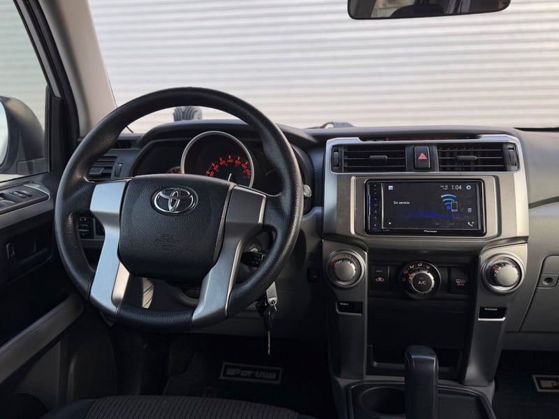 Toyota 4 RUNNER 2013 - Imagen 11 de 14