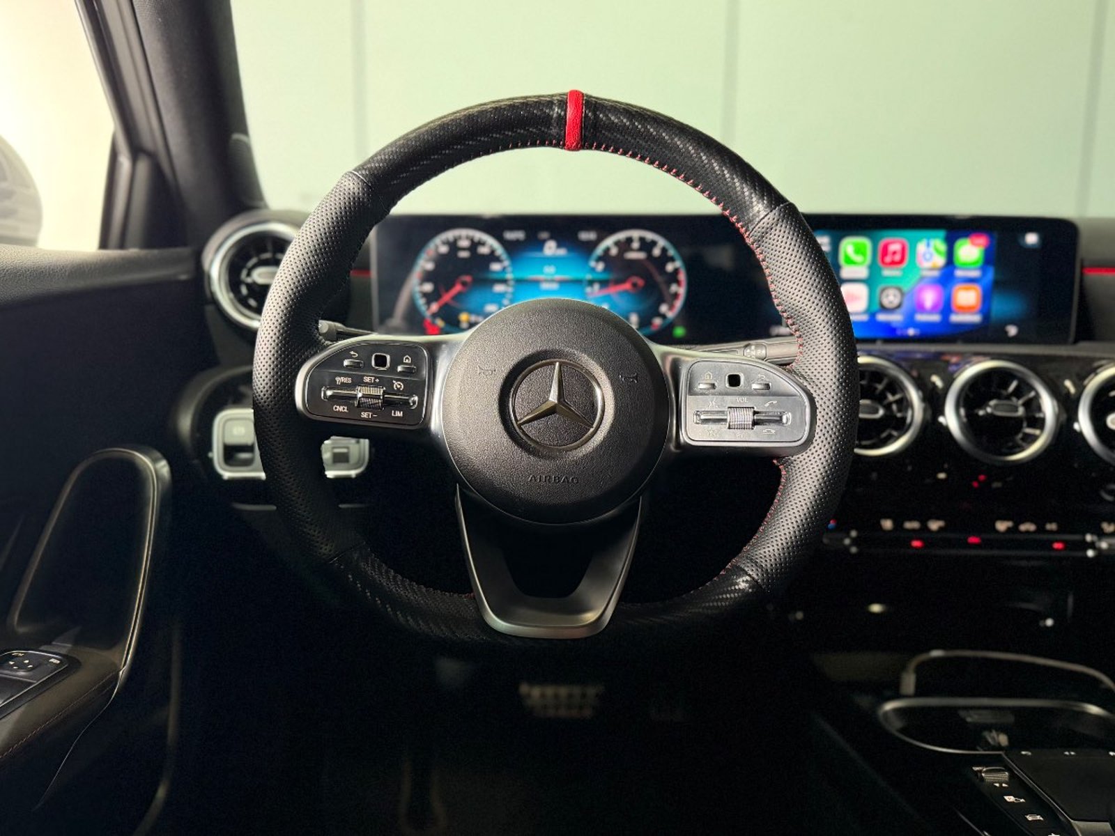 Mercedes-Benz A 200 2022 - Imagen 12 de 16