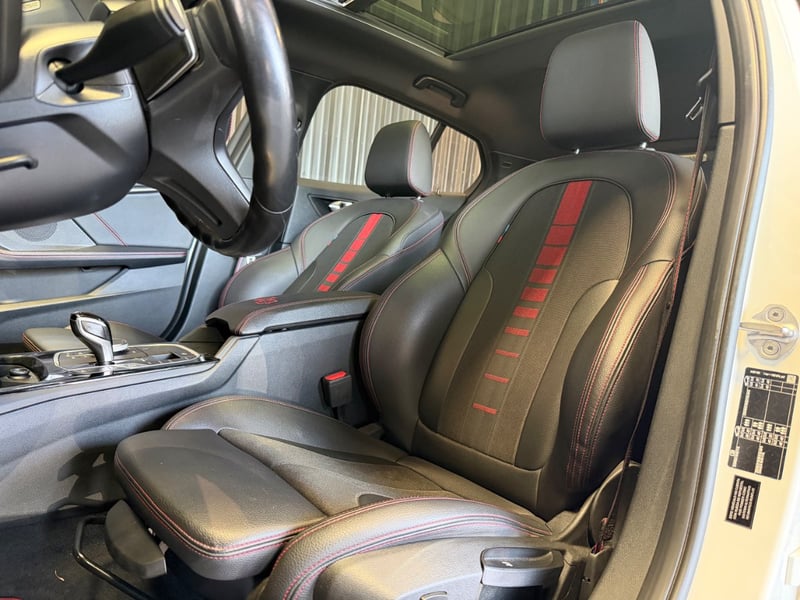 BMW 128TI 2023 - Imagen 8 de 15