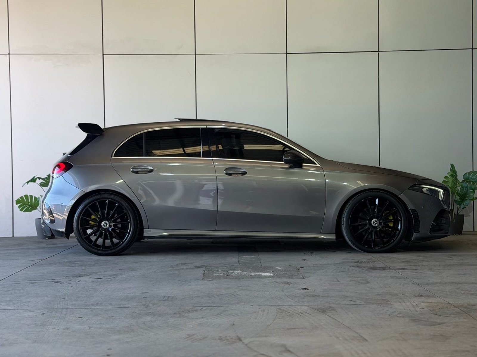 Mercedes-Benz A250 2.0 AMG LINE 2022 - Imagen 4 de 15