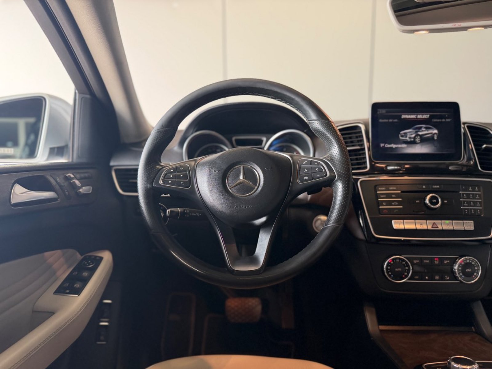Mercedes-Benz GLE350D 4MATIC COUPÉ 2017 - Imagen 12 de 17