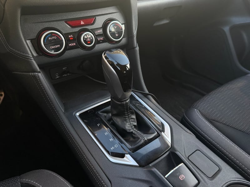 Subaru NEW IMPREZA New impresa CVT 2.0 2019 - Imagen 13 de 18