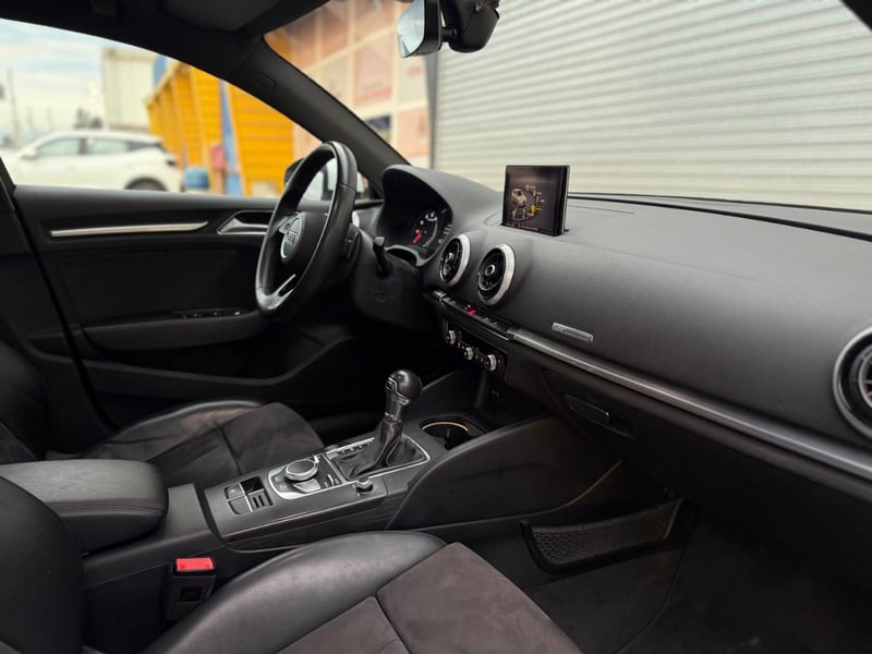Audi A3 35 TFSI 2019 - Imagen 16 de 18