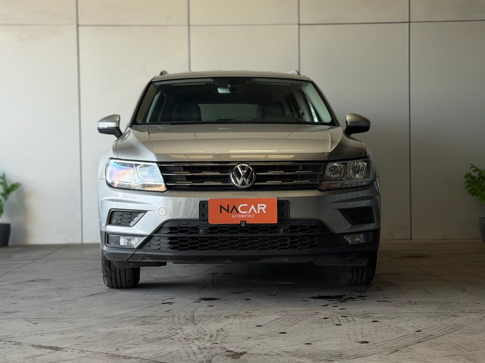 Volkswagen TIGUAN 2021 - Foto 2 de 12