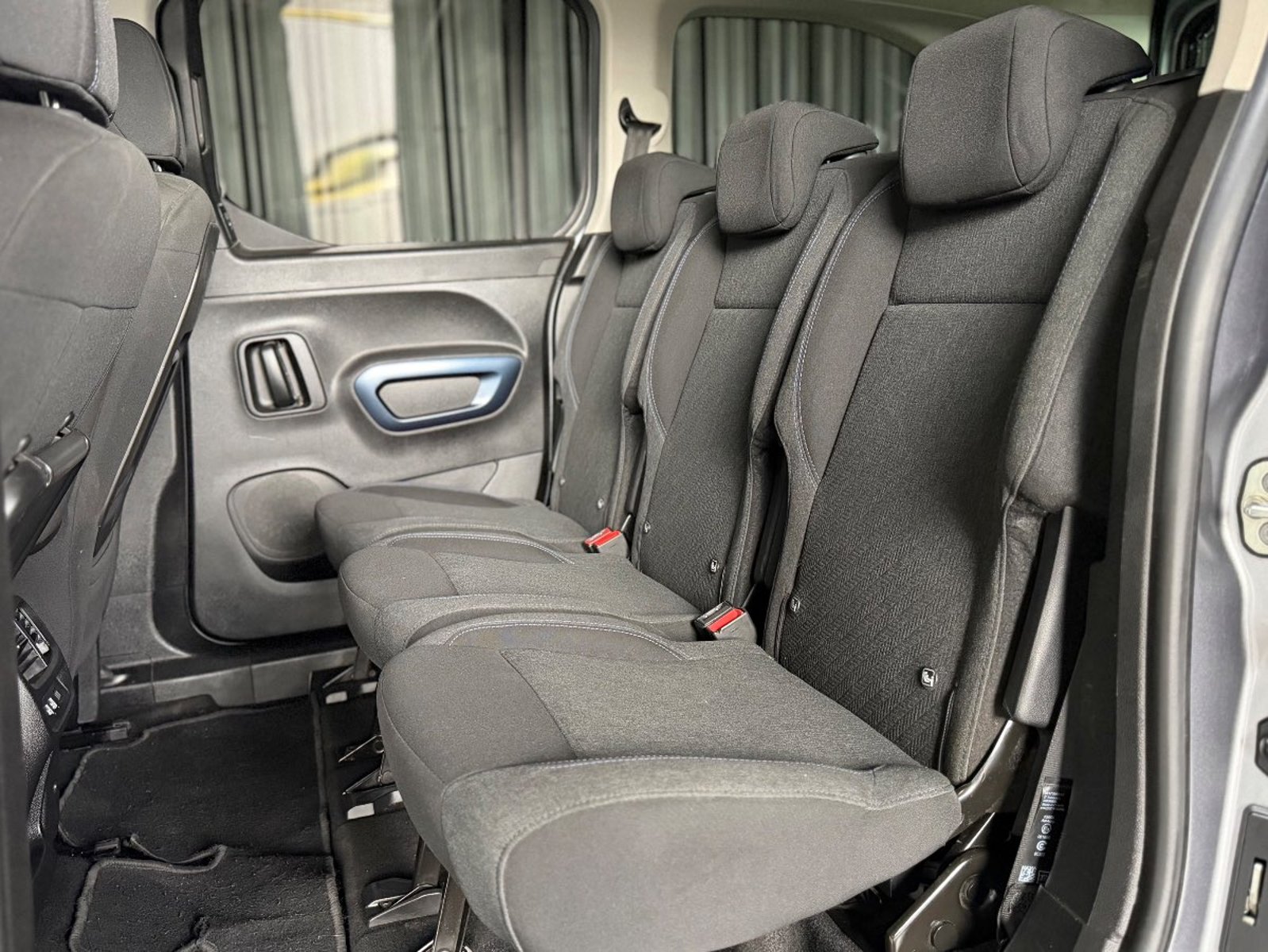 PEUGEOT RIFTER 2023 - Imagen 11 de 16