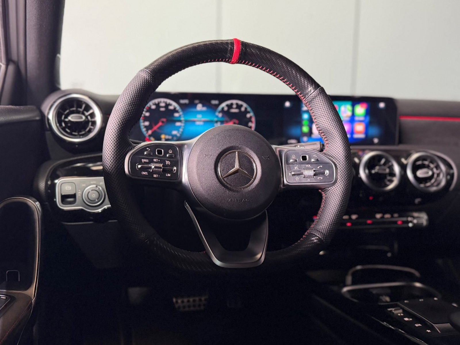 Mercedes-Benz A 200 2022 - Imagen 15 de 16