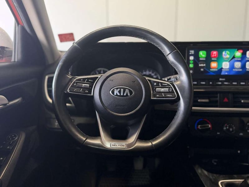 Kia SELTOS 2022 - Imagen 7 de 12