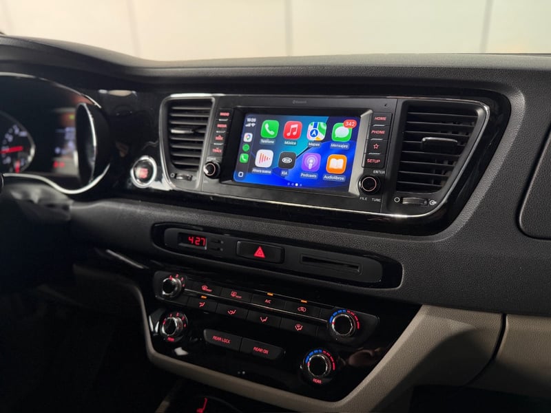 Kia Grand Carnival GLS 3.3 V6 2020 - Imagen 11 de 15