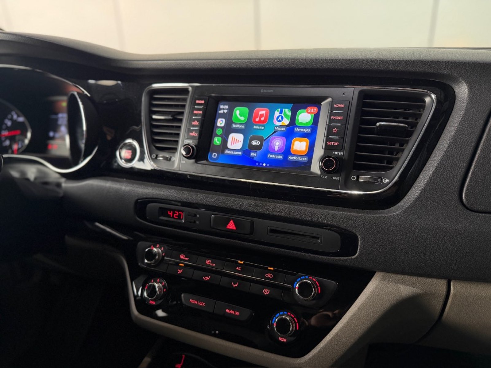 Kia Grand Carnival GLS 3.3 V6 2020 - Imagen 11 de 15