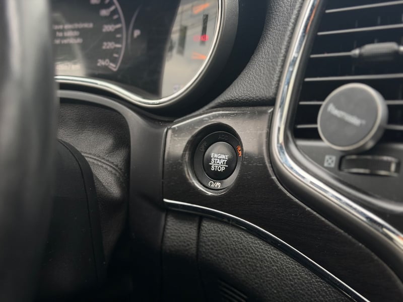 Jeep Grand Cherokee 3.6 LIMITED LX 4X4 AT 5P 2018 - Imagen 13 de 14