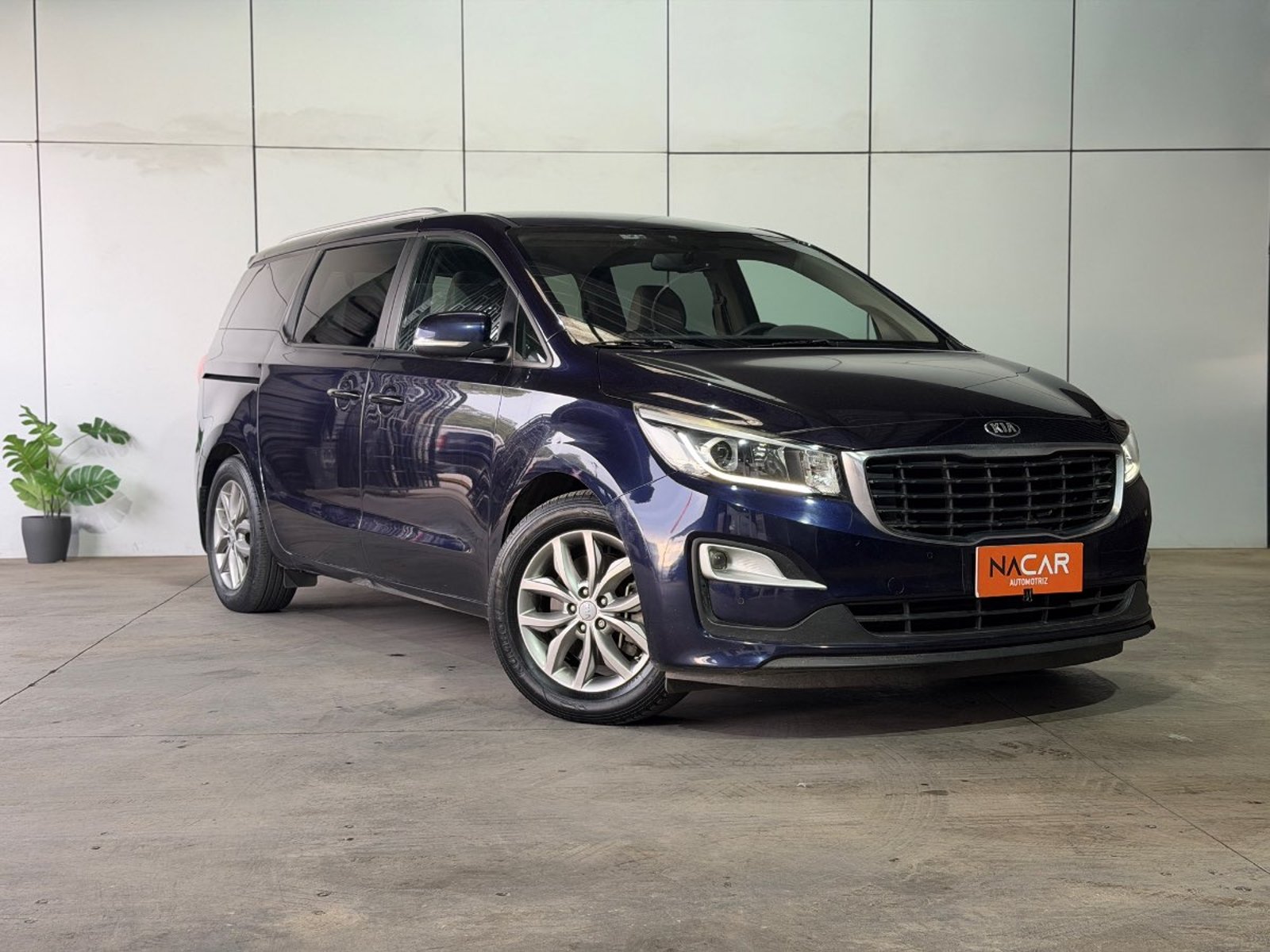 Kia Grand Carnival GLS 3.3 V6 2020 - Foto 3 de 15