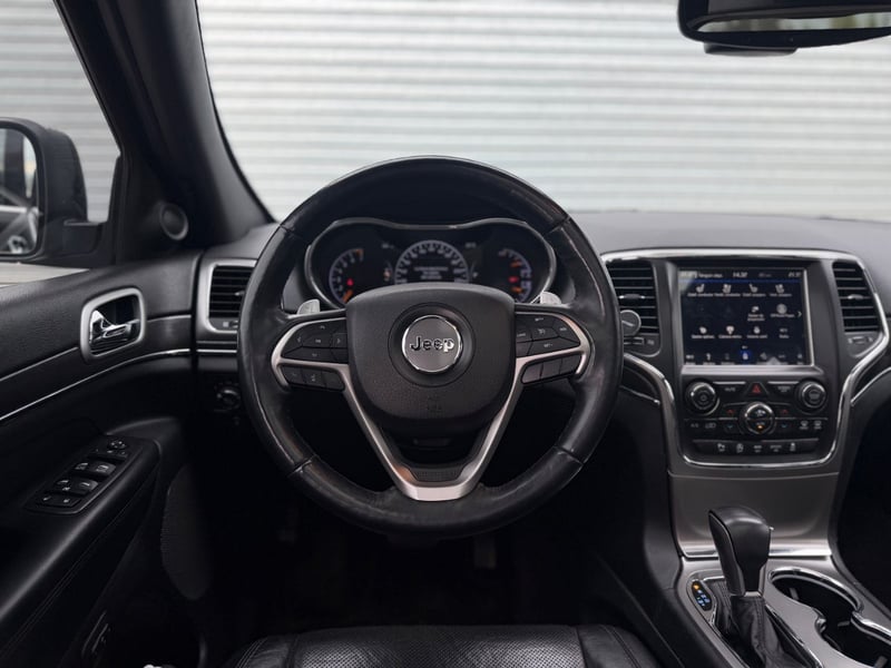 Jeep Grand Cherokee 3.6 LIMITED LX 4X4 AT 5P 2018 - Imagen 14 de 14