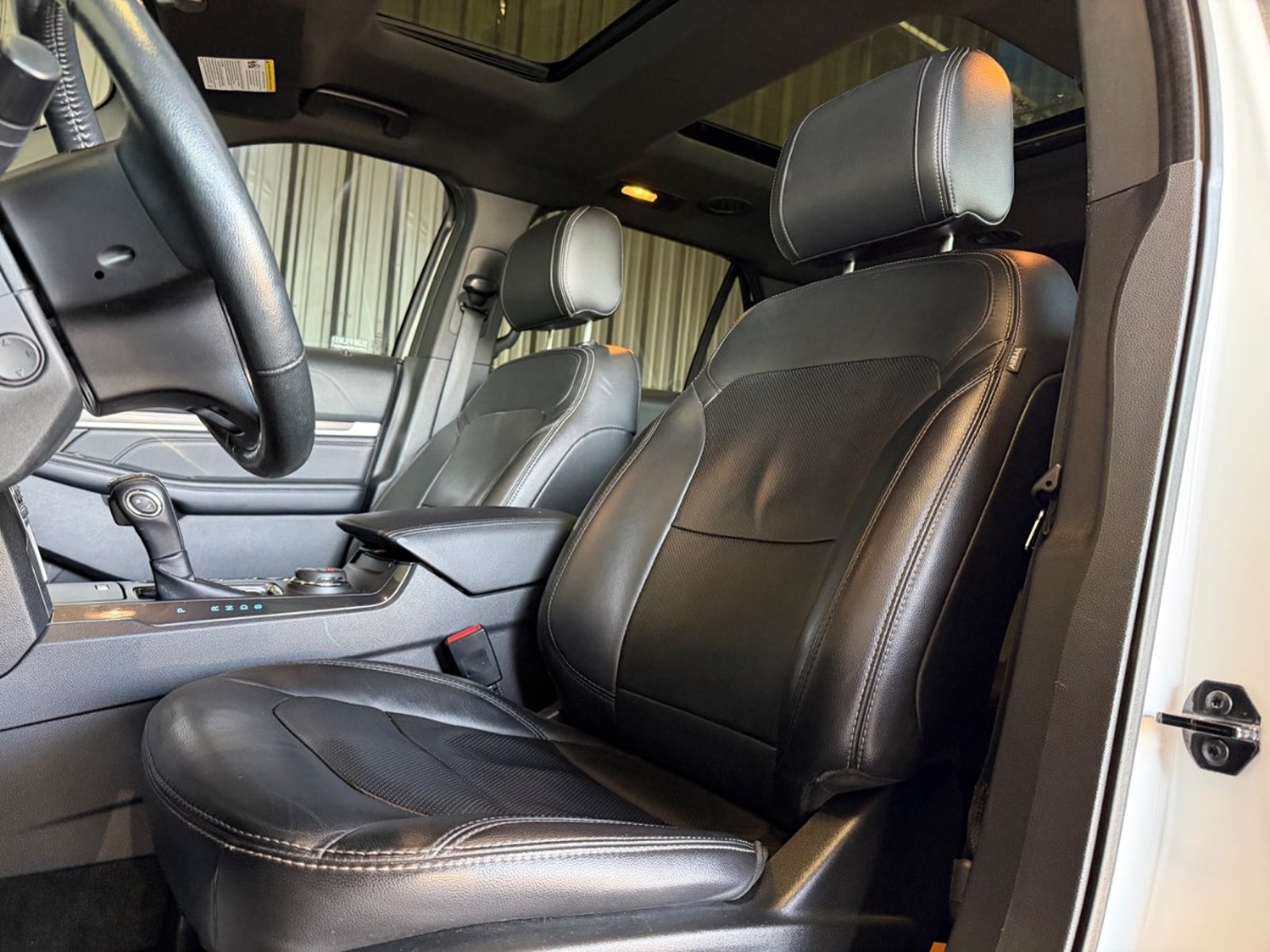 FORD EXPLORER Limited EcoBoost 2.3 2018 - Imagen 13 de 20