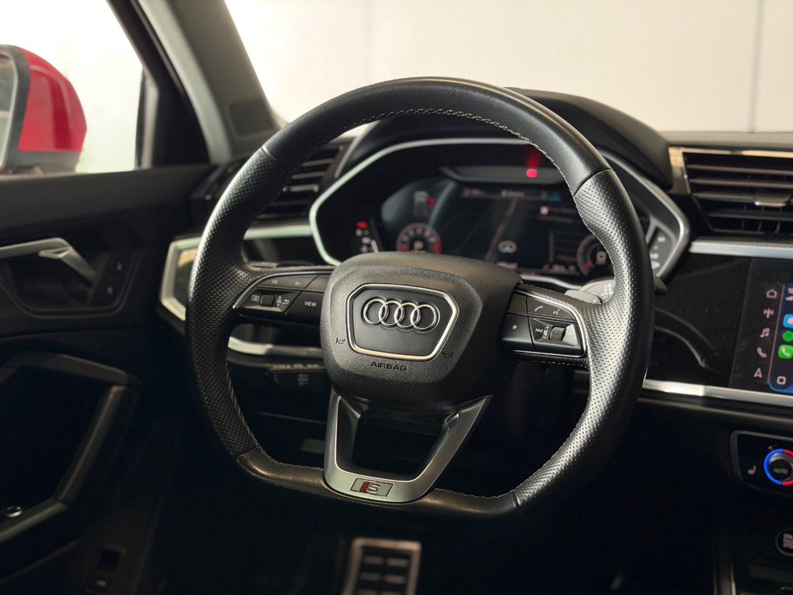 Audi Q3 35 TFSI 1.4 AUT 2022 - Imagen 13 de 17