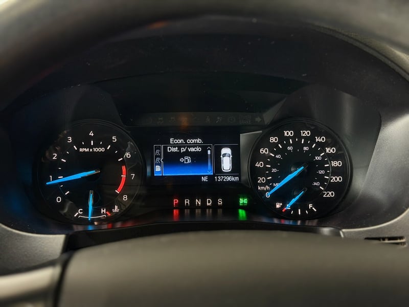 Ford EXPLORER ECOBOOST LTD 2.3 AUT 2017 - Imagen 6 de 9