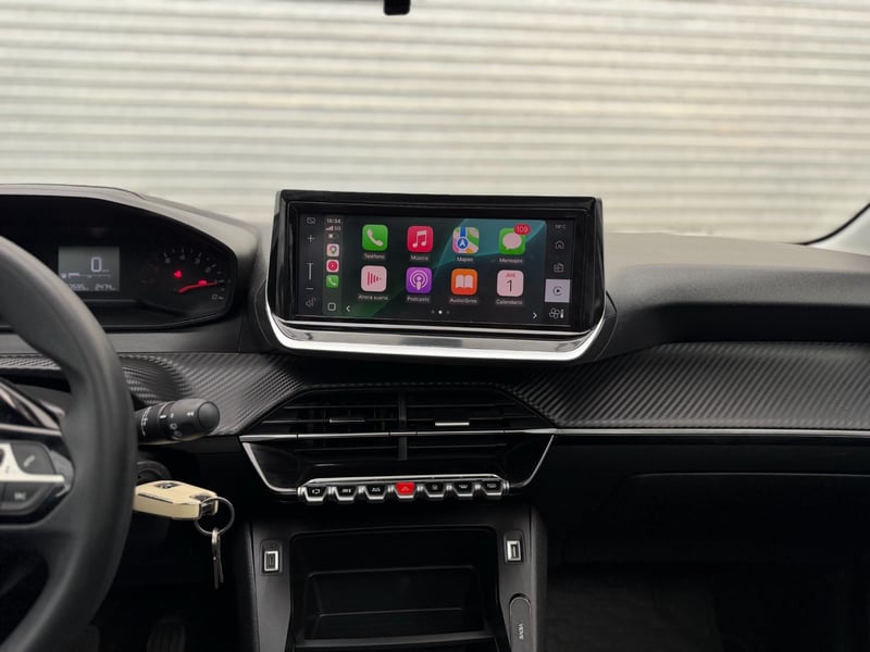 Peugeot 208 Style 1.2 PureTech 2024 - Imagen 7 de 9