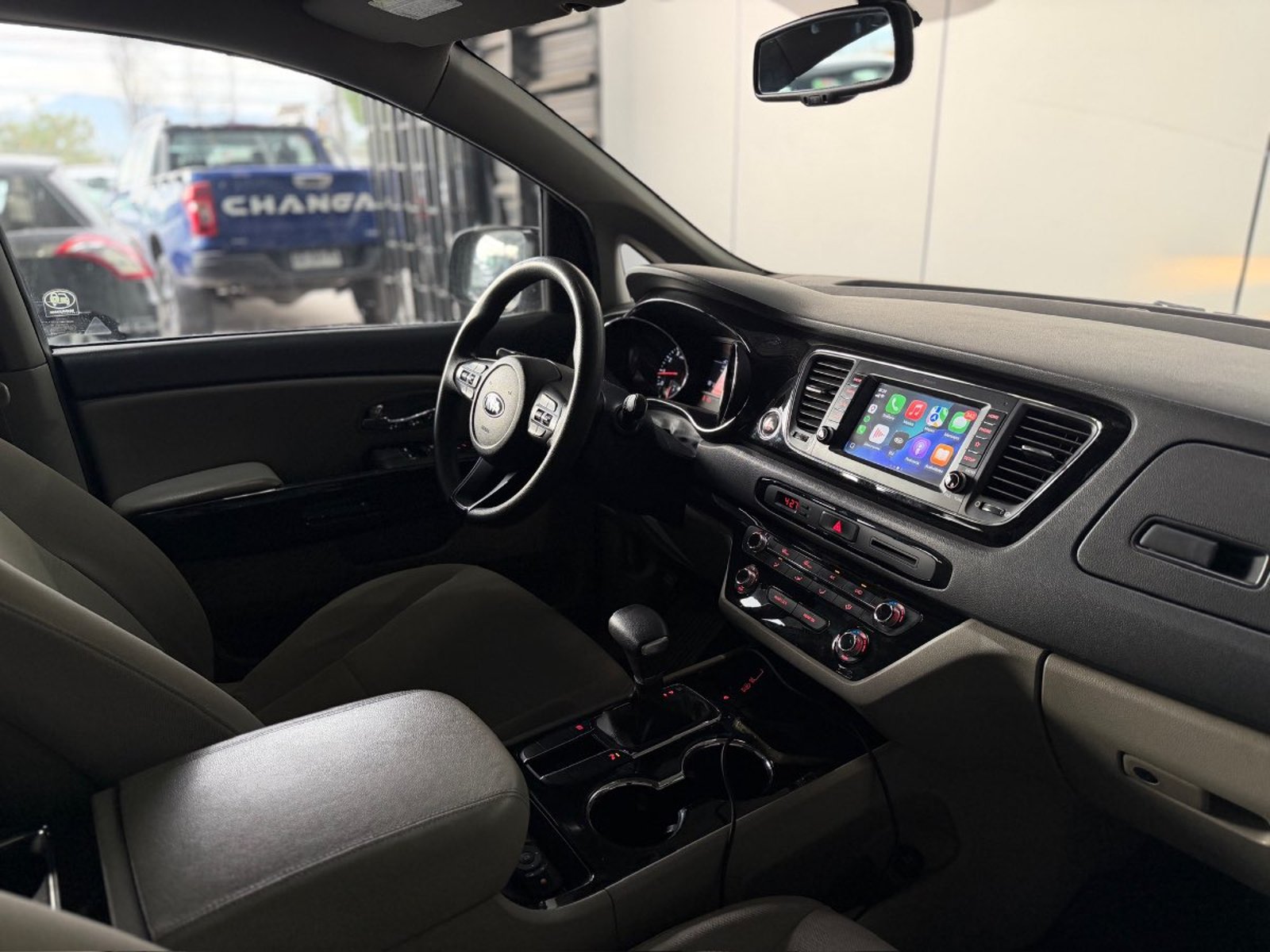 Kia Grand Carnival GLS 3.3 V6 2020 - Imagen 9 de 15
