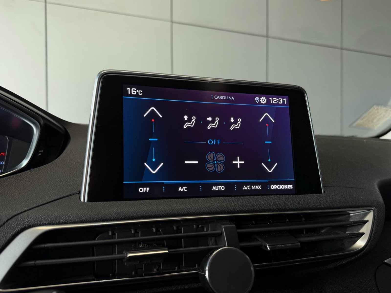 Peugeot 3008 BLUE HDI 130 1.5 AUT 2021 - Imagen 14 de 14