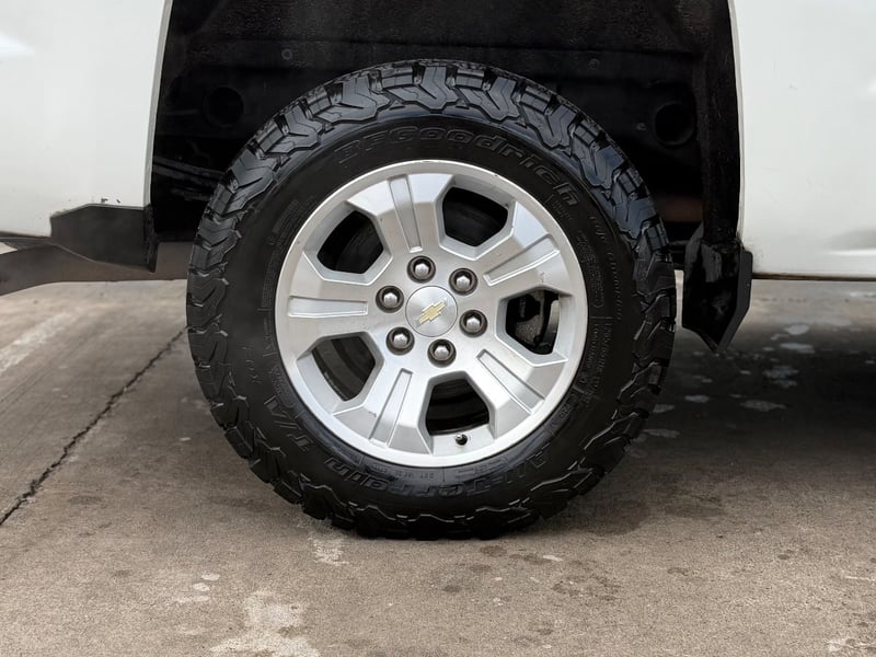Chevrolet SILVERADO 2018 - Imagen 6 de 18
