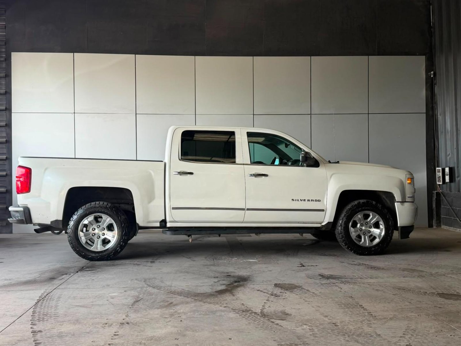 Chevrolet SILVERADO 2018 - Imagen 4 de 15