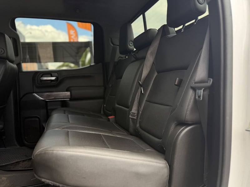 Chevrolet SILVERADO 2020 - Imagen 8 de 19