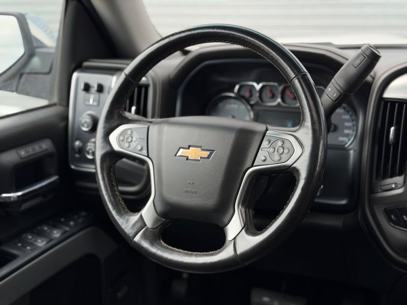 Chevrolet SILVERADO 2018 - Imagen 15 de 18