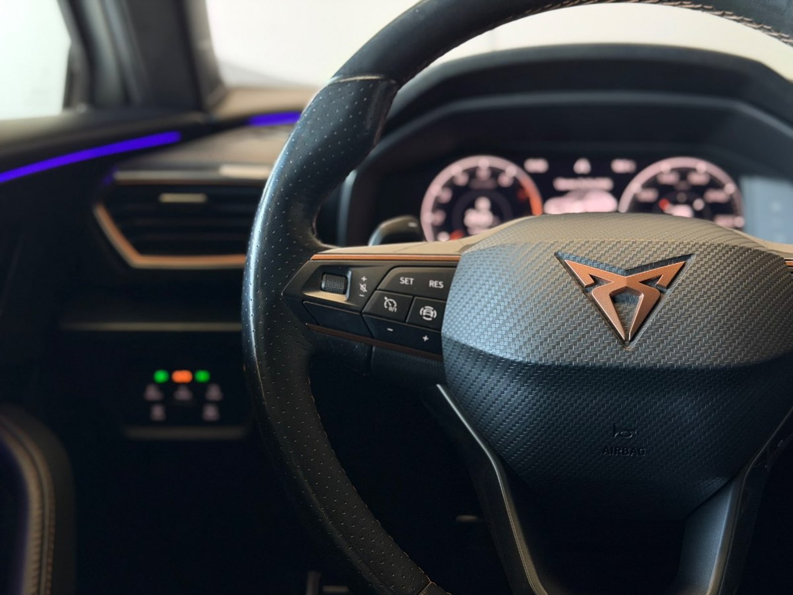 Cupra FORMENTOR VZ 4DRIVE 4X4 2.0L 🇪🇸 2023 - Imagen 12 de 13
