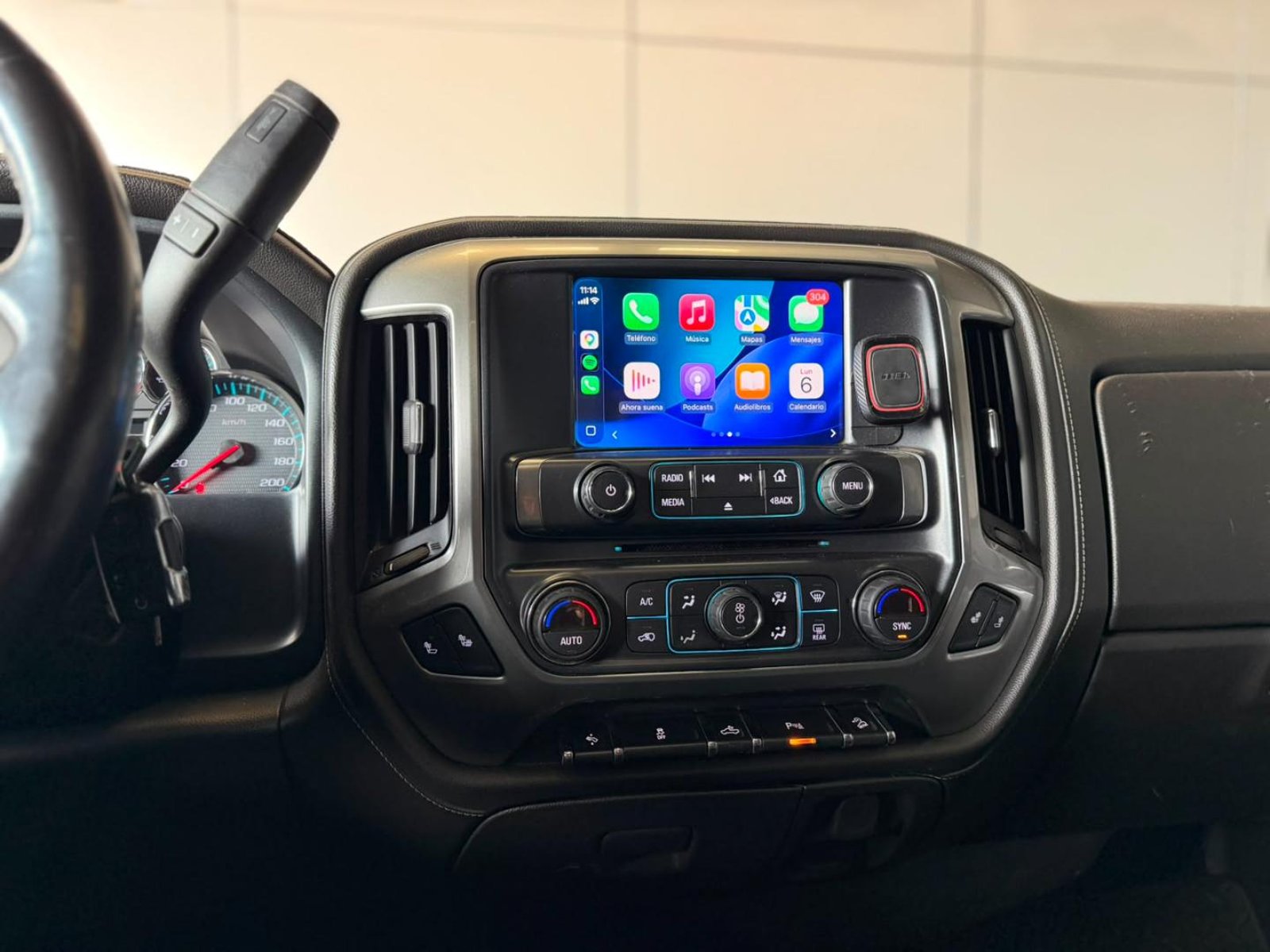 Chevrolet SILVERADO 2018 - Imagen 6 de 15